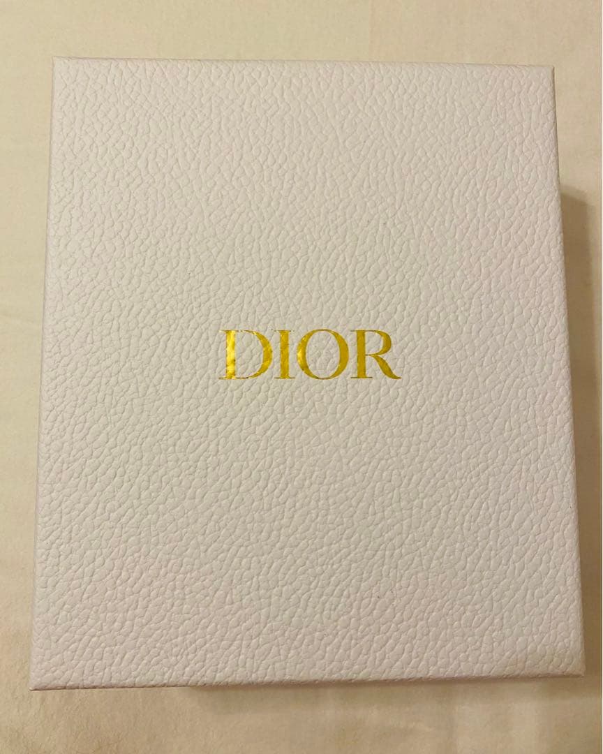 DIOR ヘアミスト & ブラシセット プラチナ会員バースデーギフト