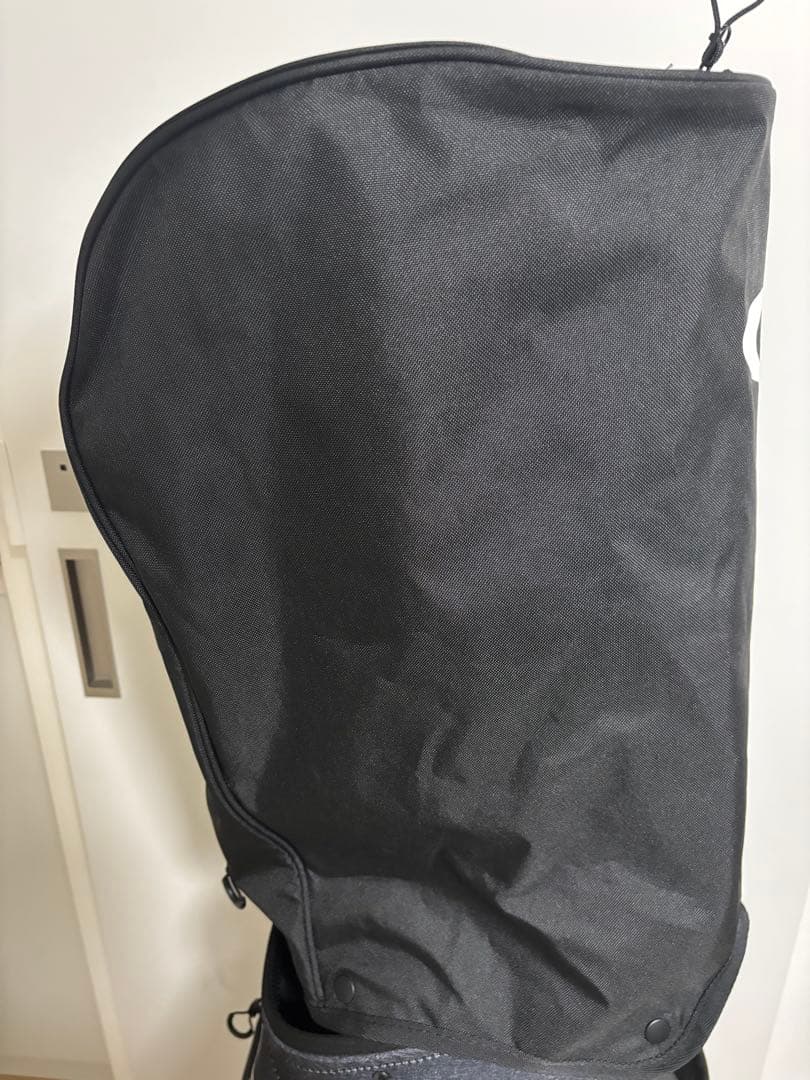 【美品】OAKLEY ゴルフバッグ・キャディバッグ ブラック