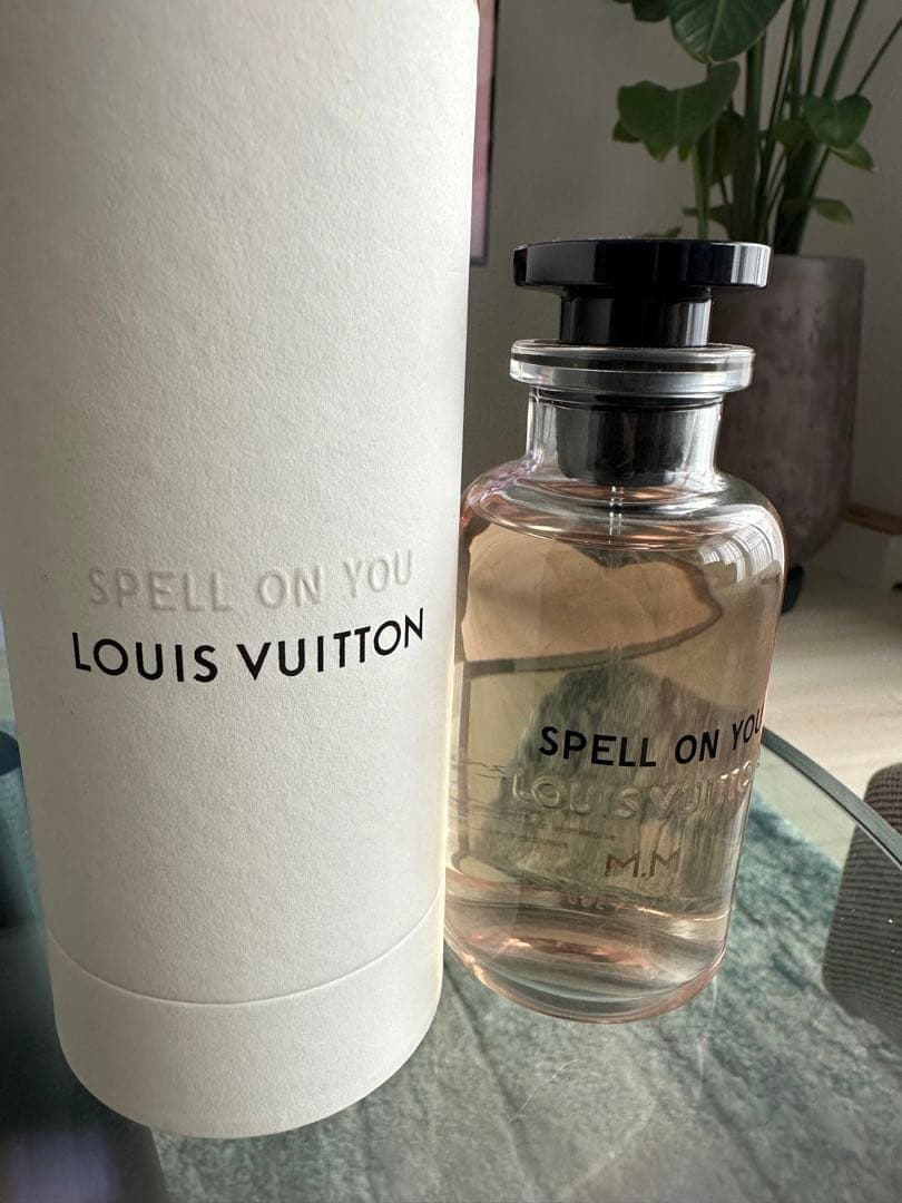 【美品】ルイヴィトン (スペル オン ユー) オードゥ パルファン