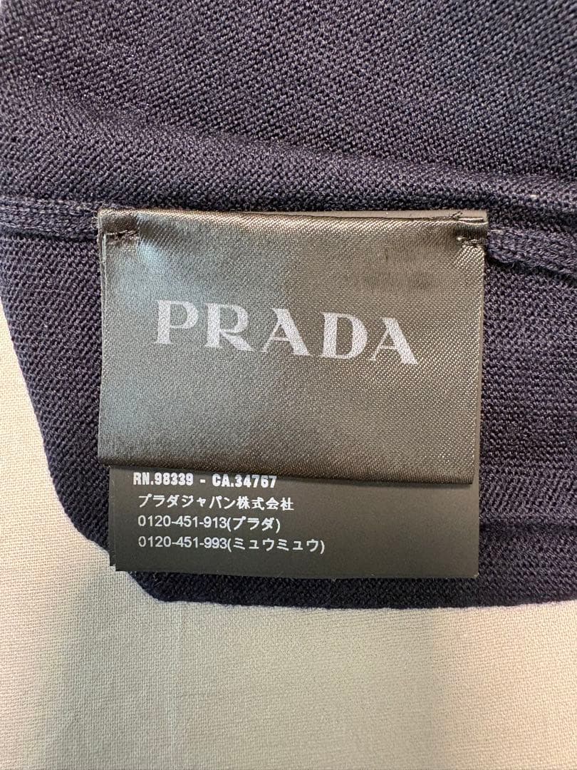 プラダ クルーネックニット　濃紺　サイズ46