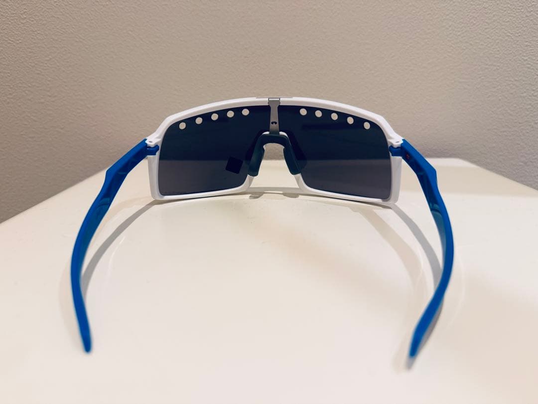 Oakley SUTRO／9406A-2737