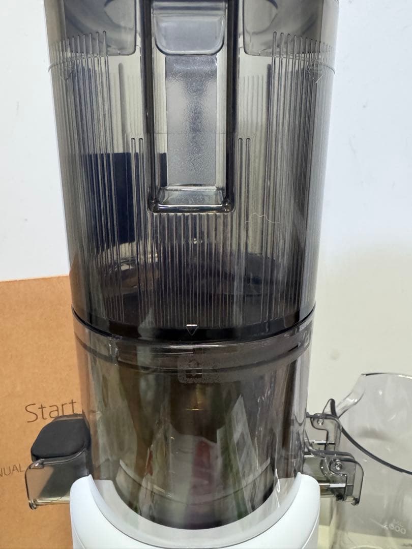 Hurom ジューサー ホワイト スロージューサー H310A ホワイト 美品