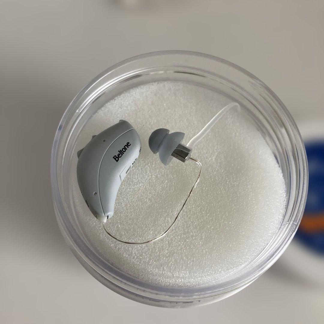 補聴器 右耳 Beltone ベルトーン Rely2-64DW／ストラップ