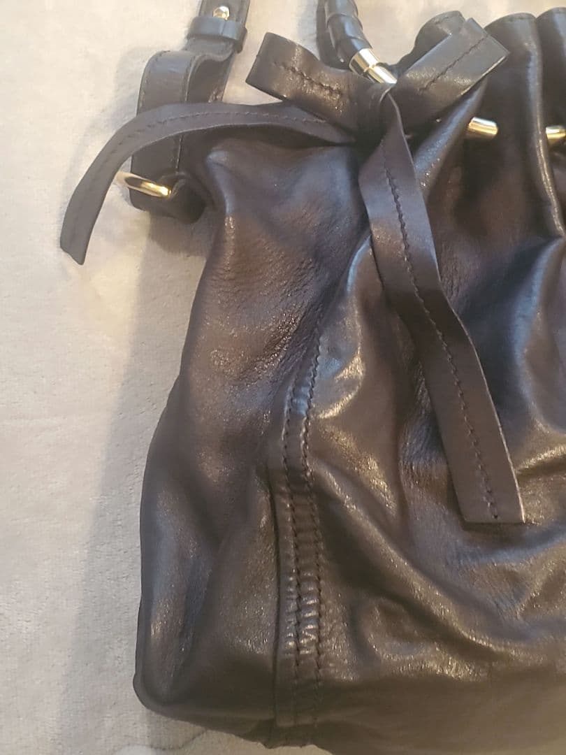 アンドレアマビアーニレザーバッグ