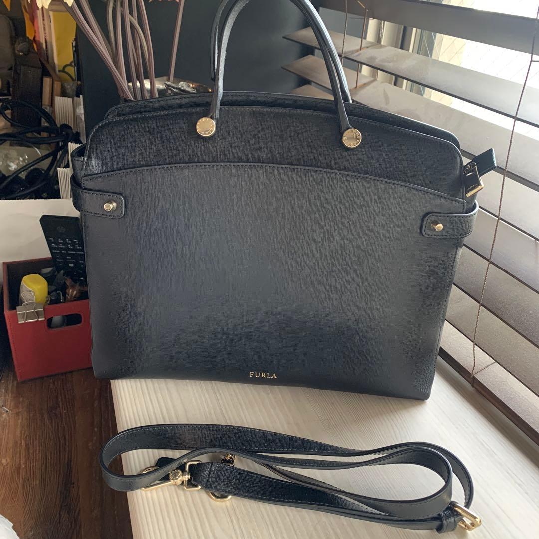 フルラ　ビジネスバッグ