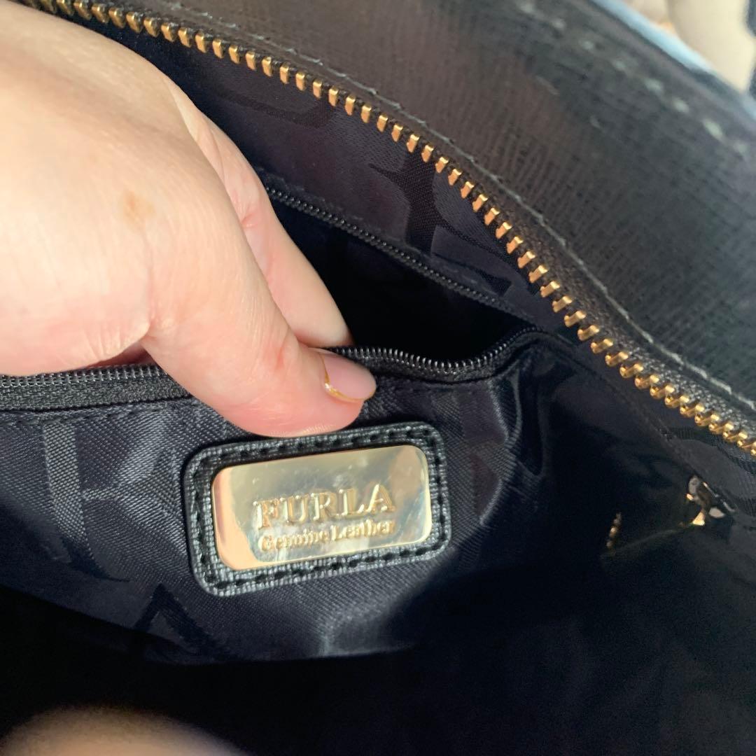 フルラ　ビジネスバッグ