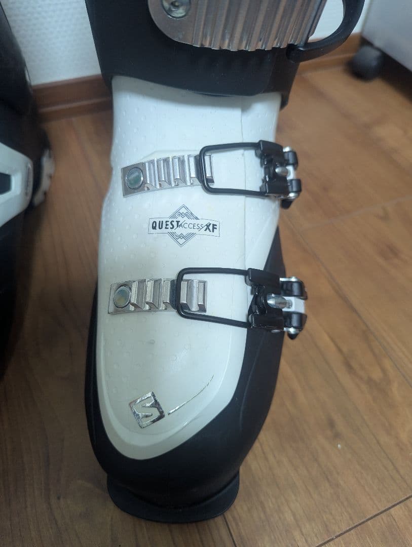 スキーブーツ Salomon Quest ACCESS XF 28〜28.5cm