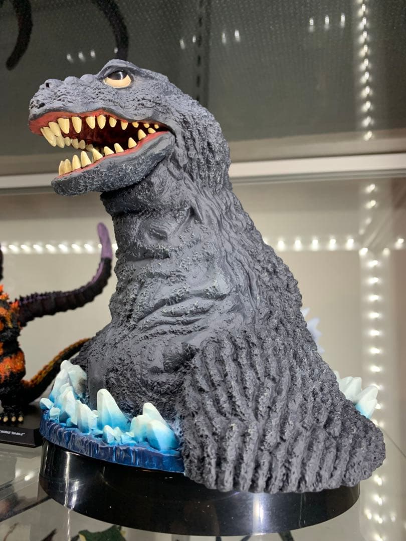 ゴジラ　胸像　キングコング対ゴジラ