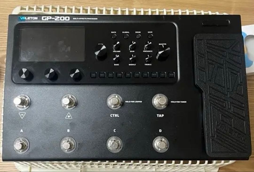 Valeton GP-200 マルチエフェクター