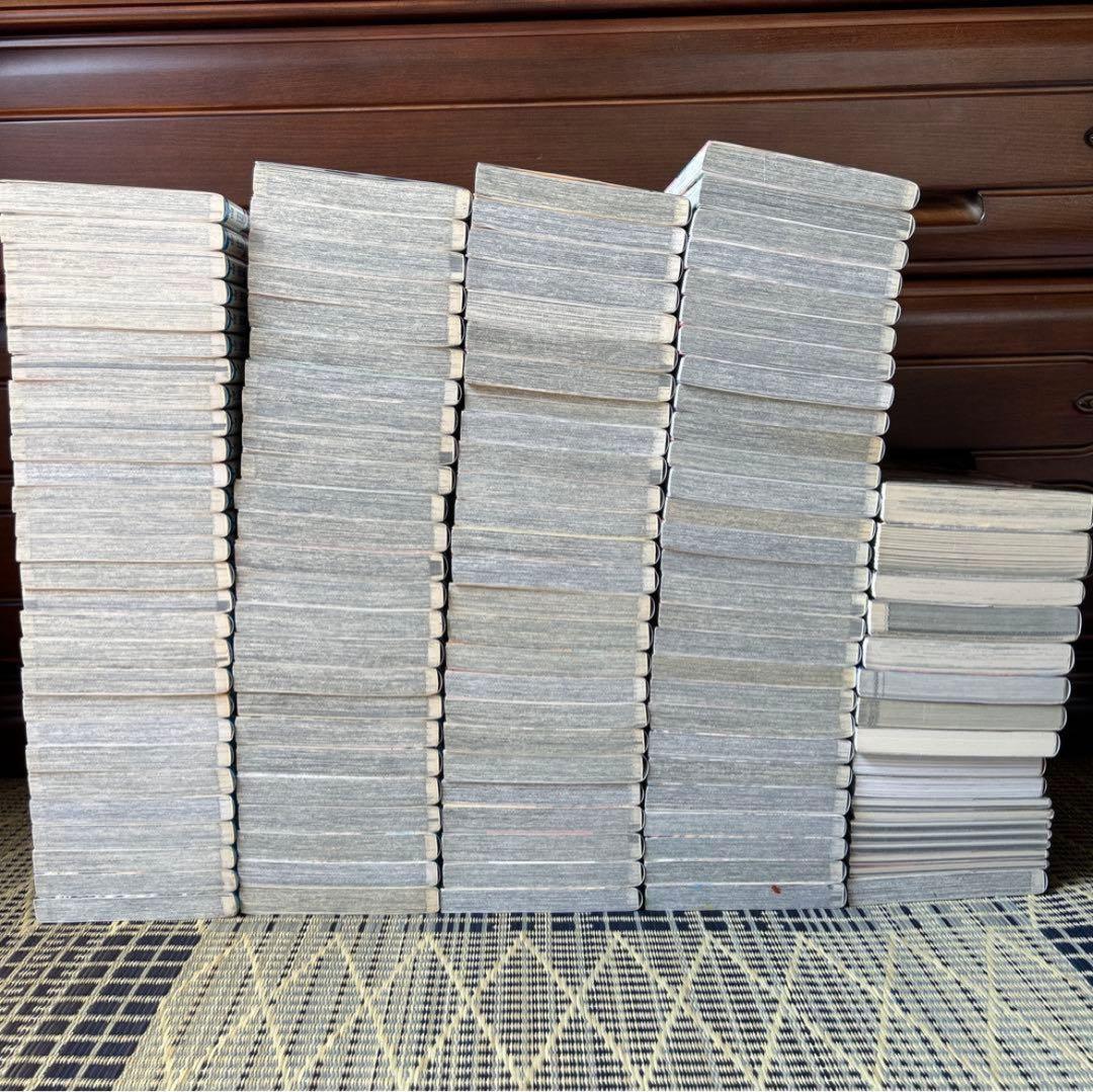 ONE PIECE ワンピース 107巻セット その他関連本 ポストカード付