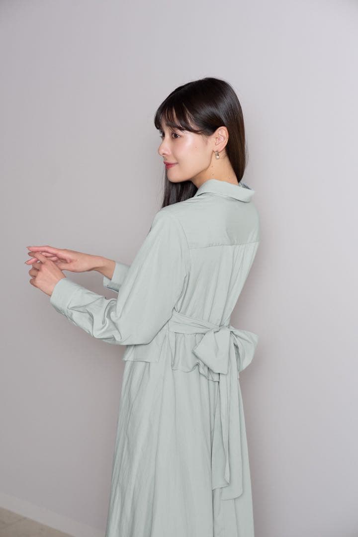 【美品】Herlipto Peplum Poplin Shirt Dress