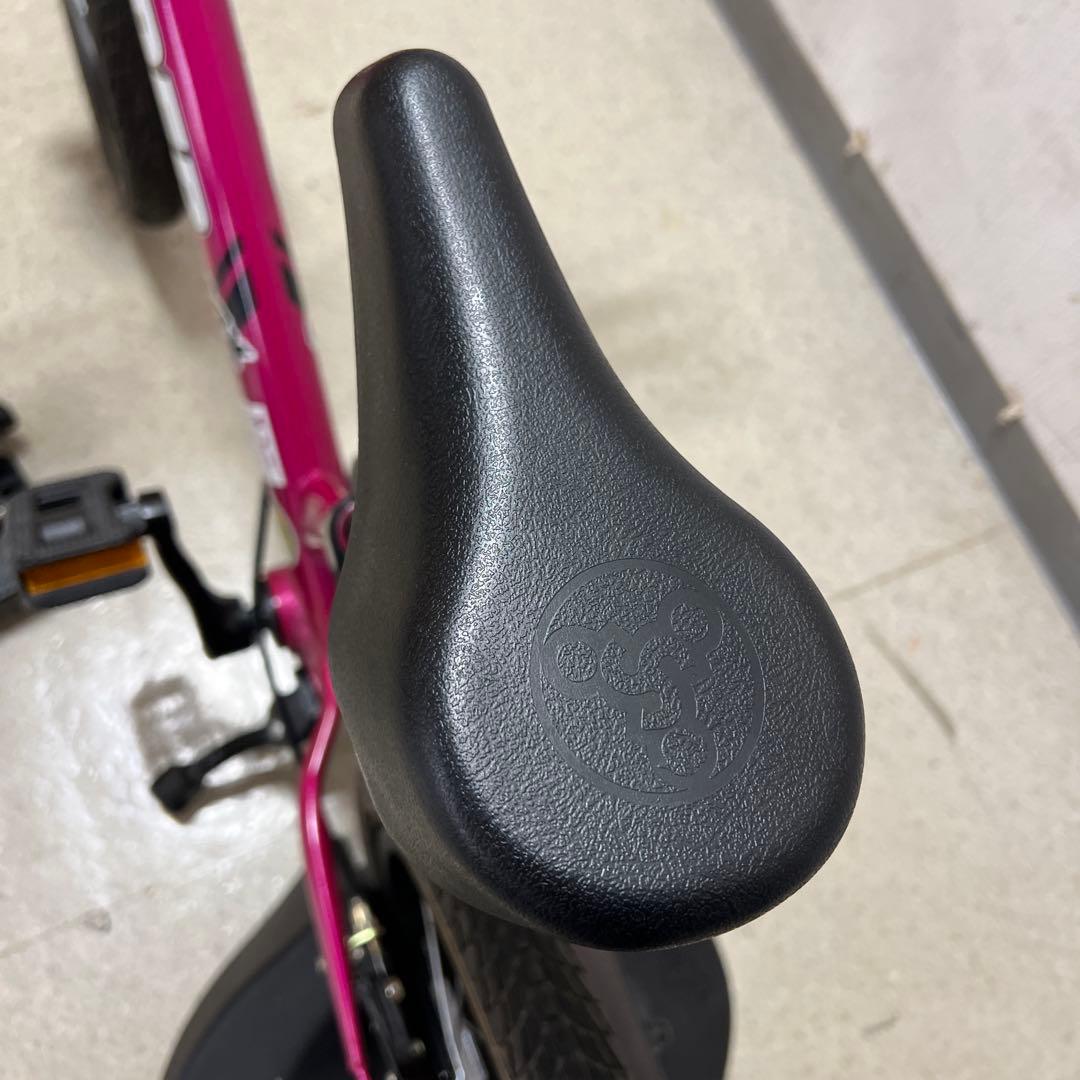 あ*マ様 STRIDER ストライダー 14X フューシャピンク スタンド付き