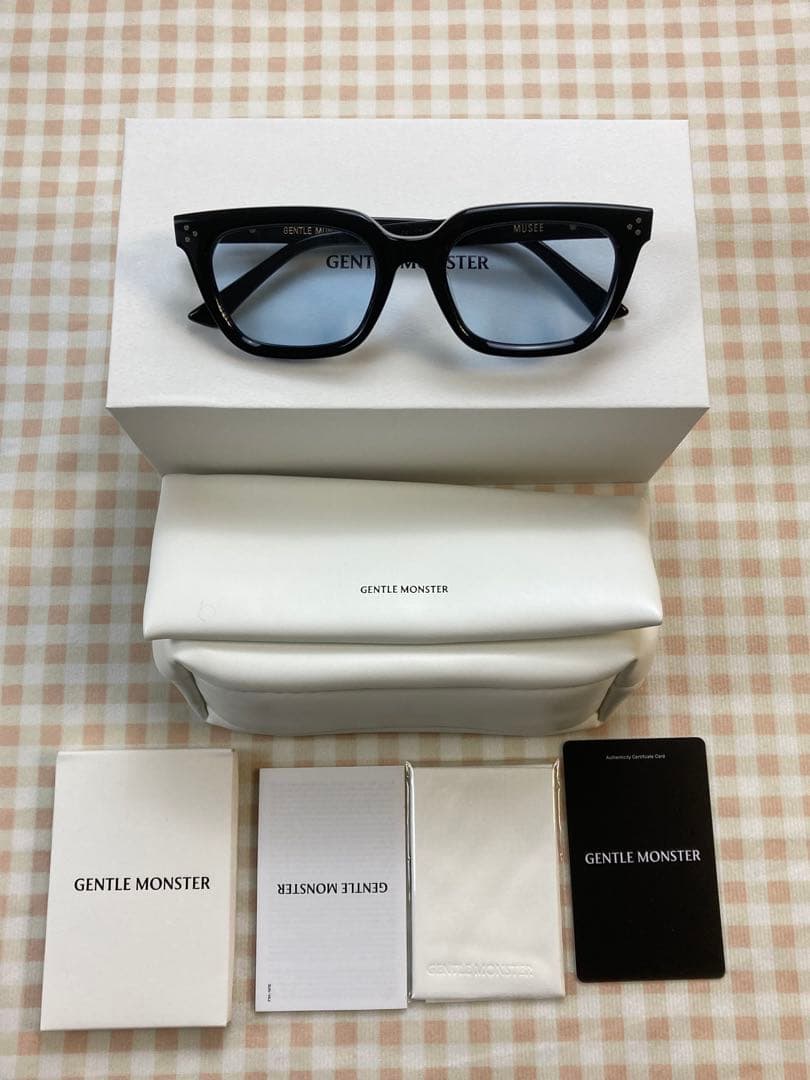 GENTLE MONSTER サングラス MUSEE ブルーレンズ
