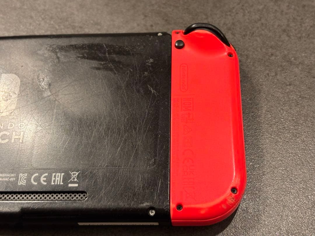 Switch本体 右コントローラ一 一部破損