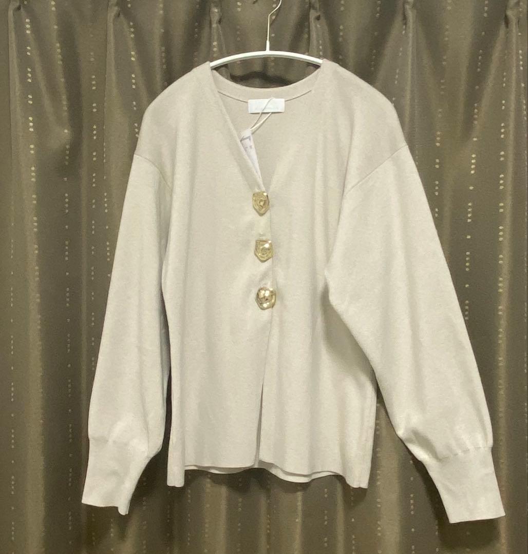 新品【ガリャルダガランテ】ビジューVネックカーディガン　グレージュ