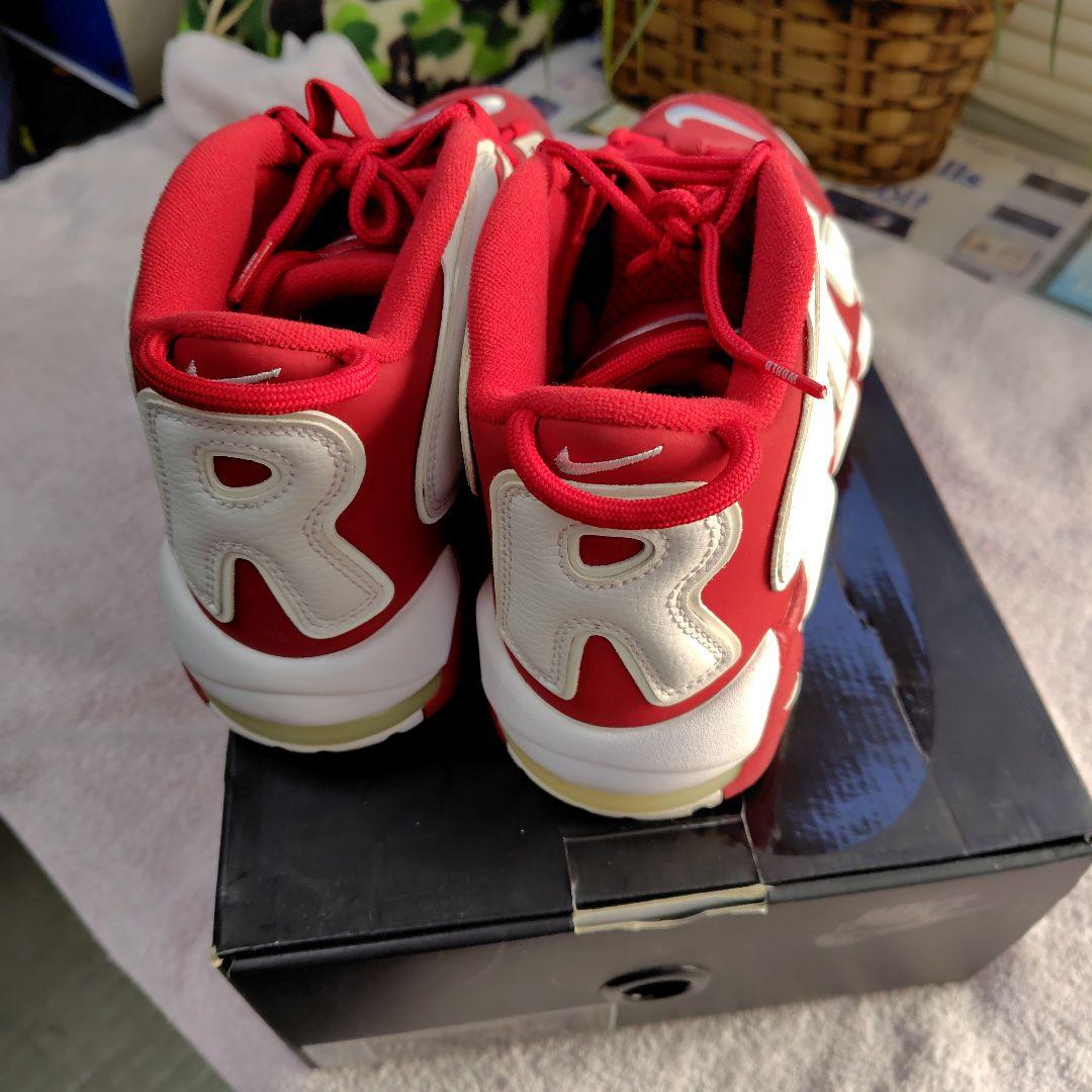 Nike AIR MORE UPTEMPO✕ Supreme レッド