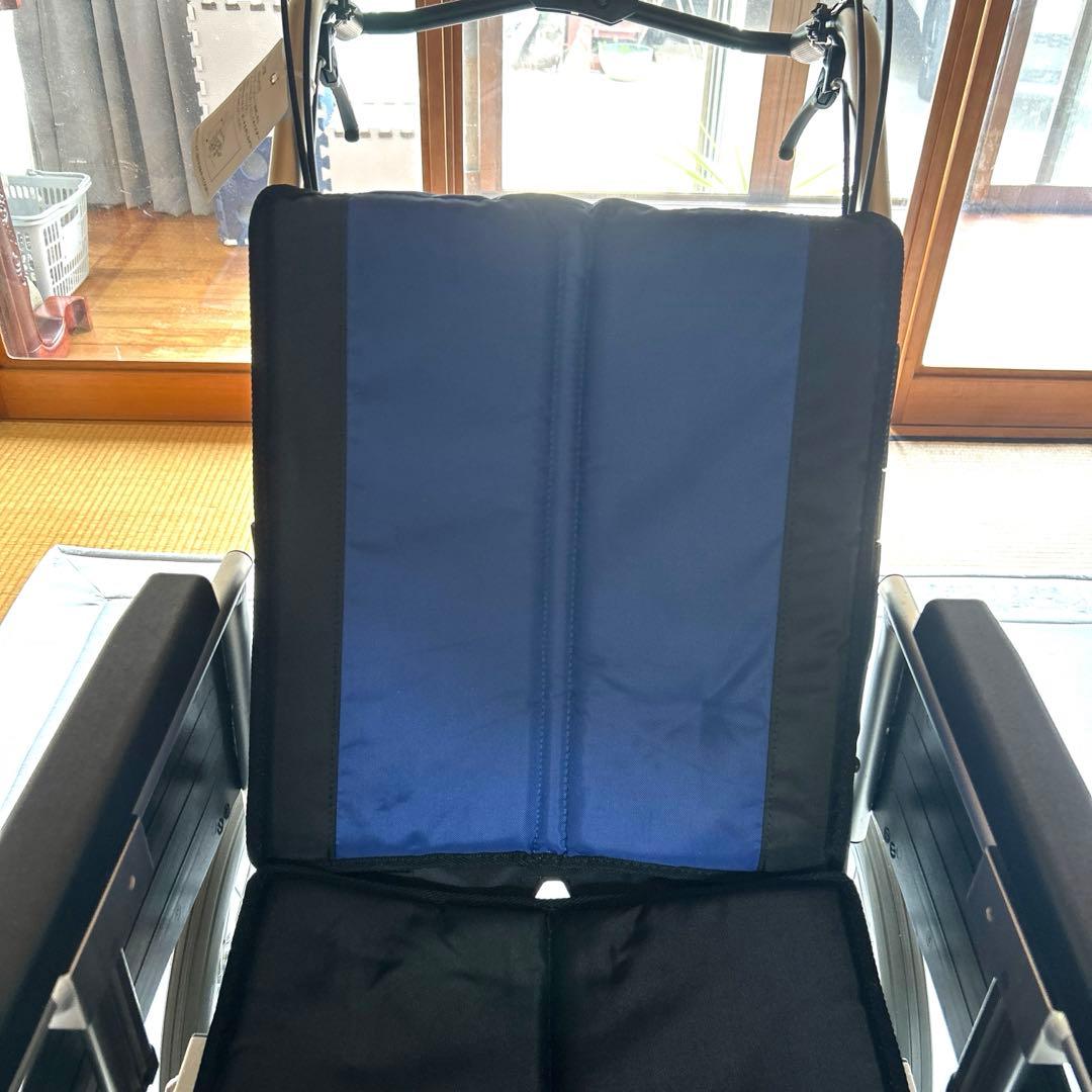 ミキBAL-12 ティルト＆リクライニング介助型車いす