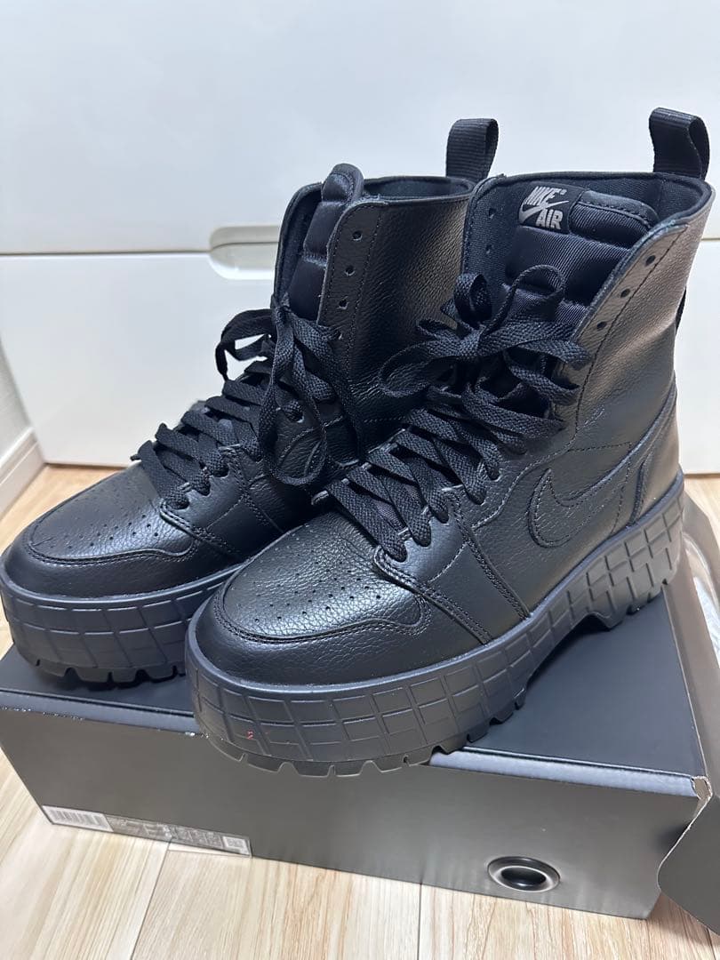 Nike Air Jordan 1 Brooklyn ブラック 8