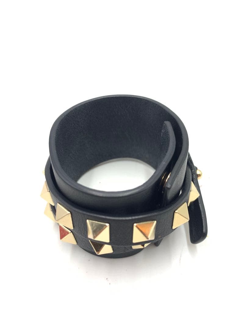 ヴァレンティノガラヴァーニ　ブランド　ブラック　スタッズバングル　ブレスレット