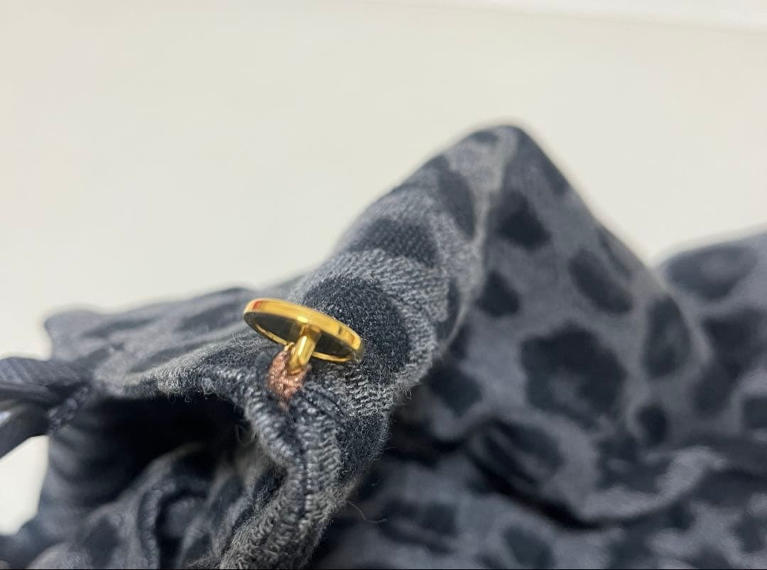 アーティポッペ　抱っこ紐　前向きインサート付 レオパードグレー