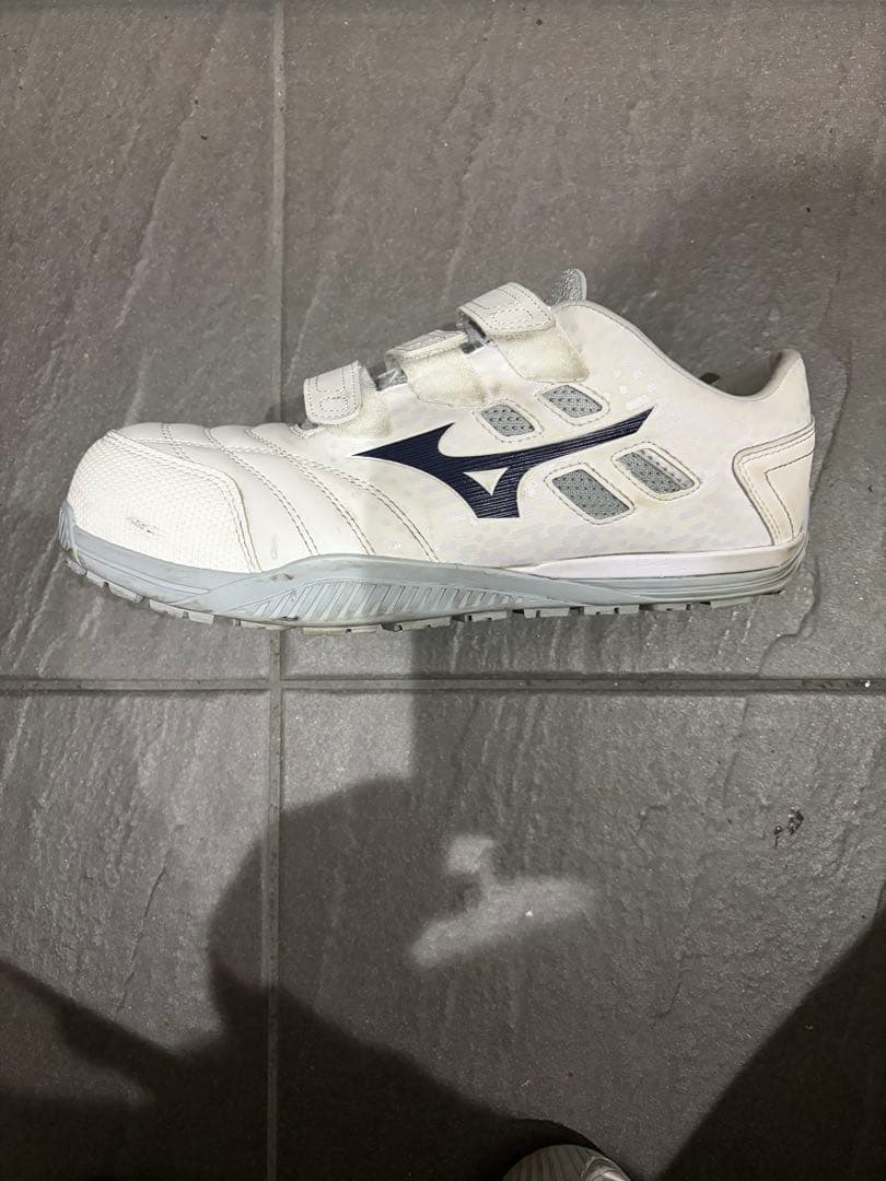 ミズノ　安全靴　25.0