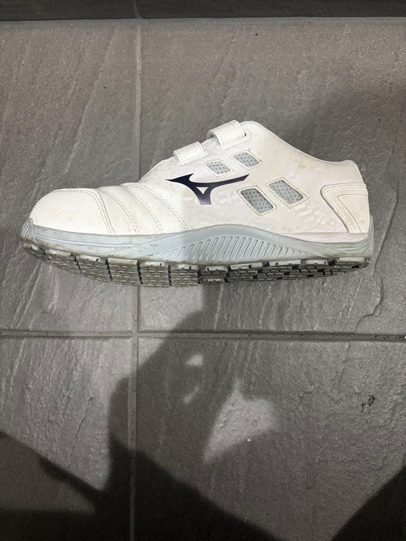 ミズノ　安全靴　25.0