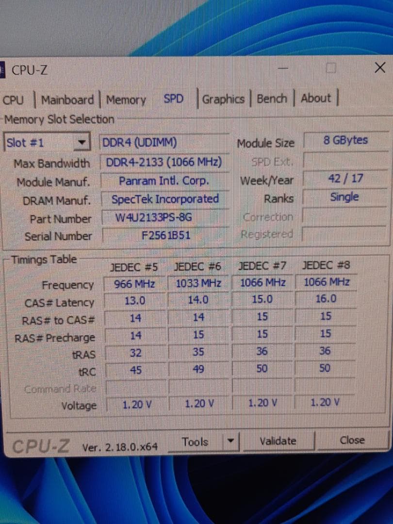自作PC　第8世代i3・8GB・SSD128GB・RX550・Win11正式対応
