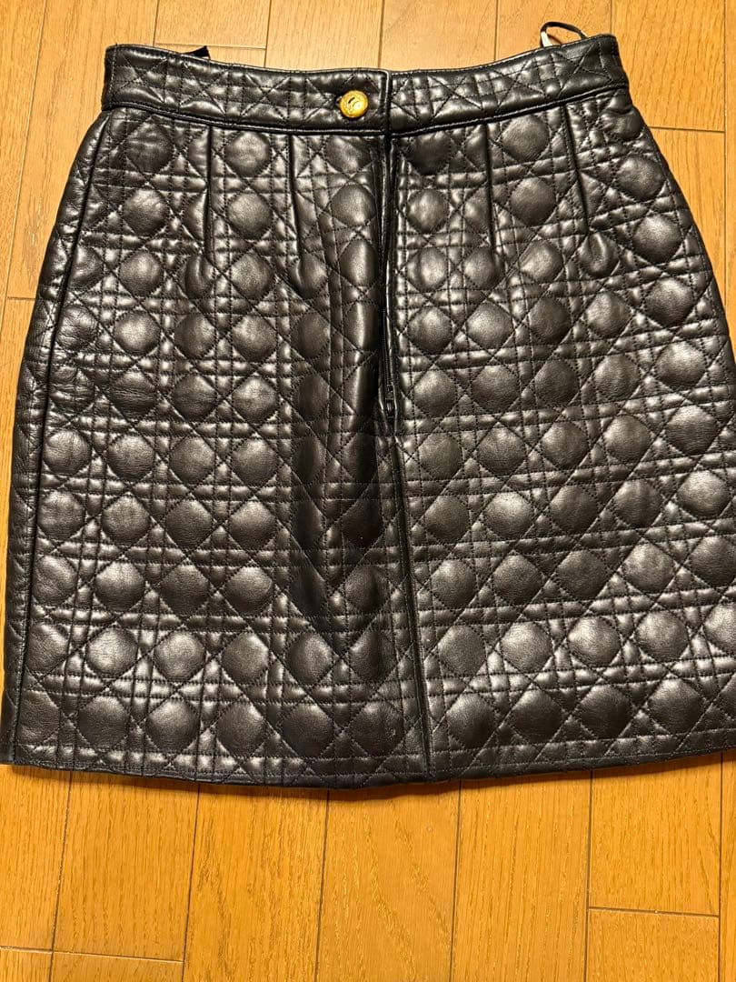 セールChristian Dior ブラックタイトスカート 36