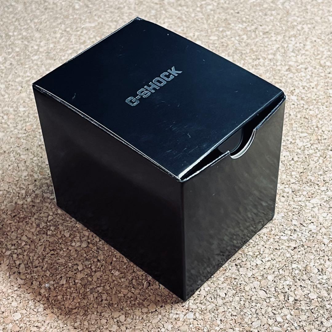 カシオGーSHOCK/GMWーB5000ー 1JF電波ソーラー／メタルカバード