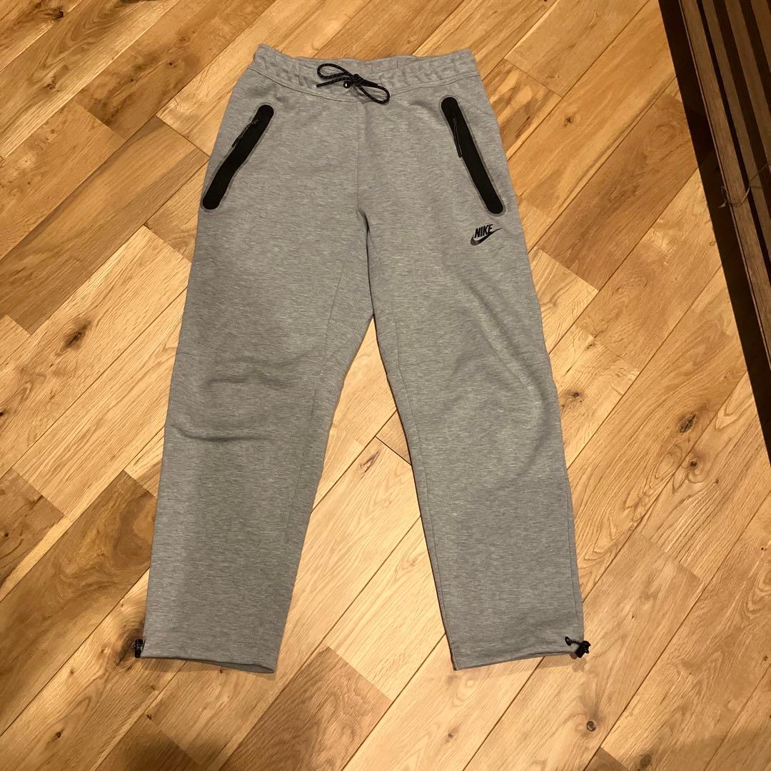 Nike テックフリース　グレー セットアップ　Mサイズ