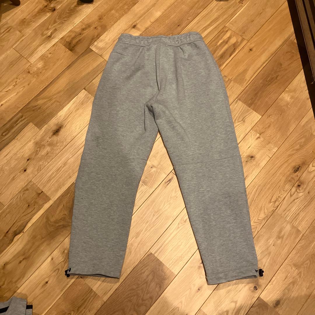 Nike テックフリース　グレー セットアップ　Mサイズ