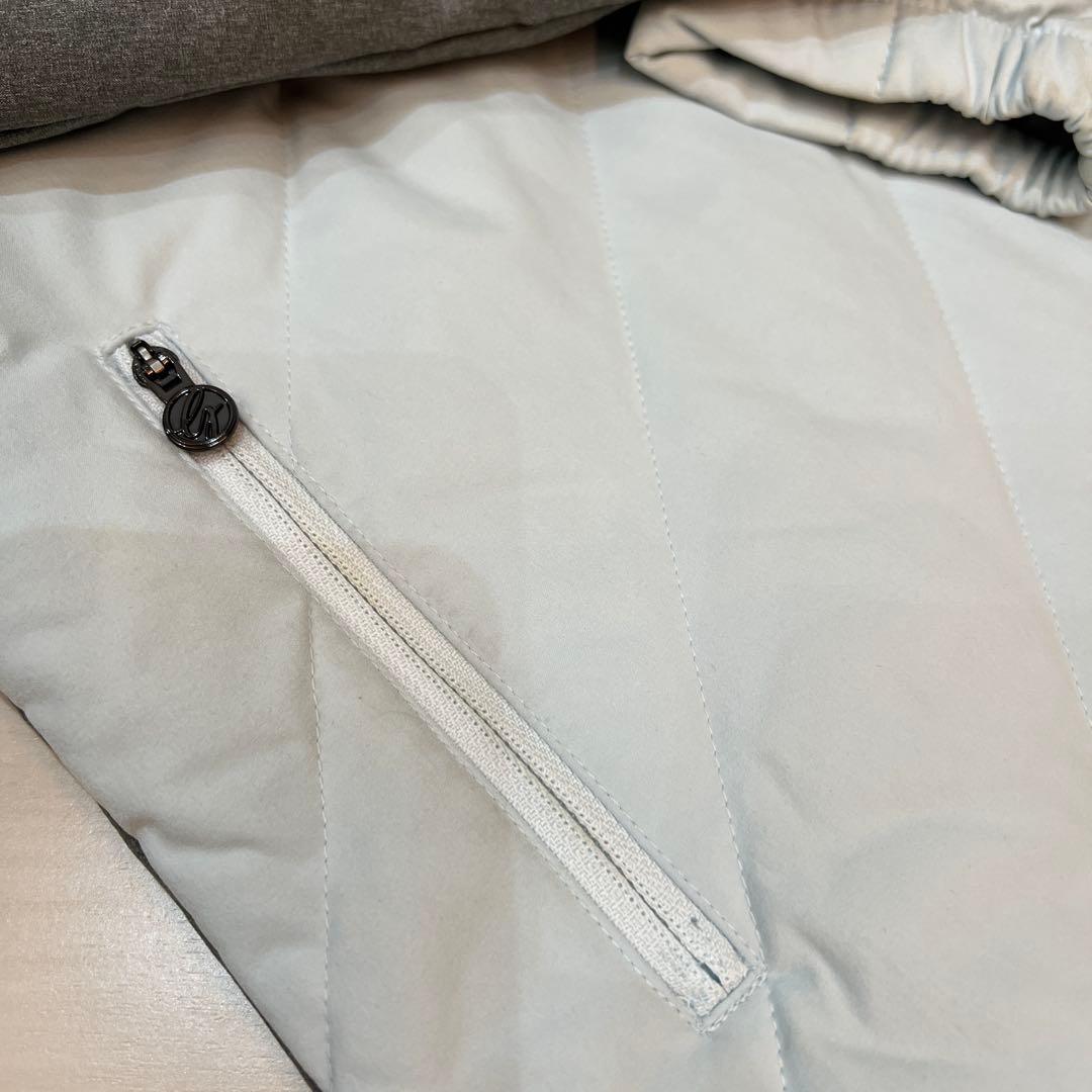 美品　汚れ無　定価5万　半額以下　高級ライン　デサントゴルフ　プレイダウン