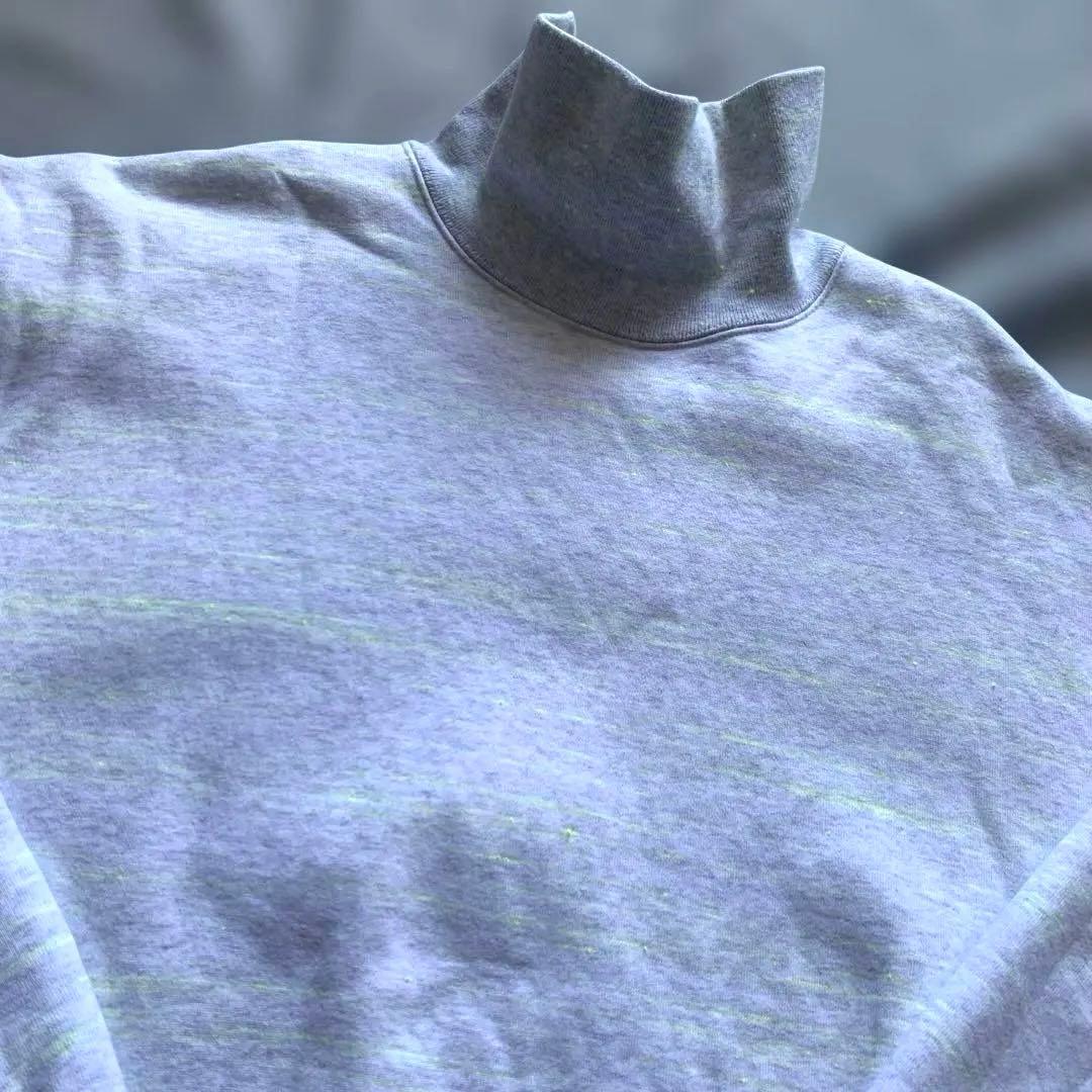 トップス mocT NEON SCRIPT HIGH-NECK SWEAT PO