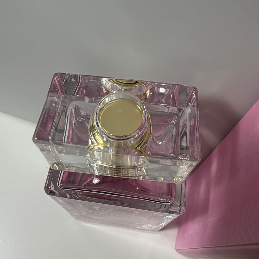 nqrse 11201 オードトワレ 香水 ショップカード 特典