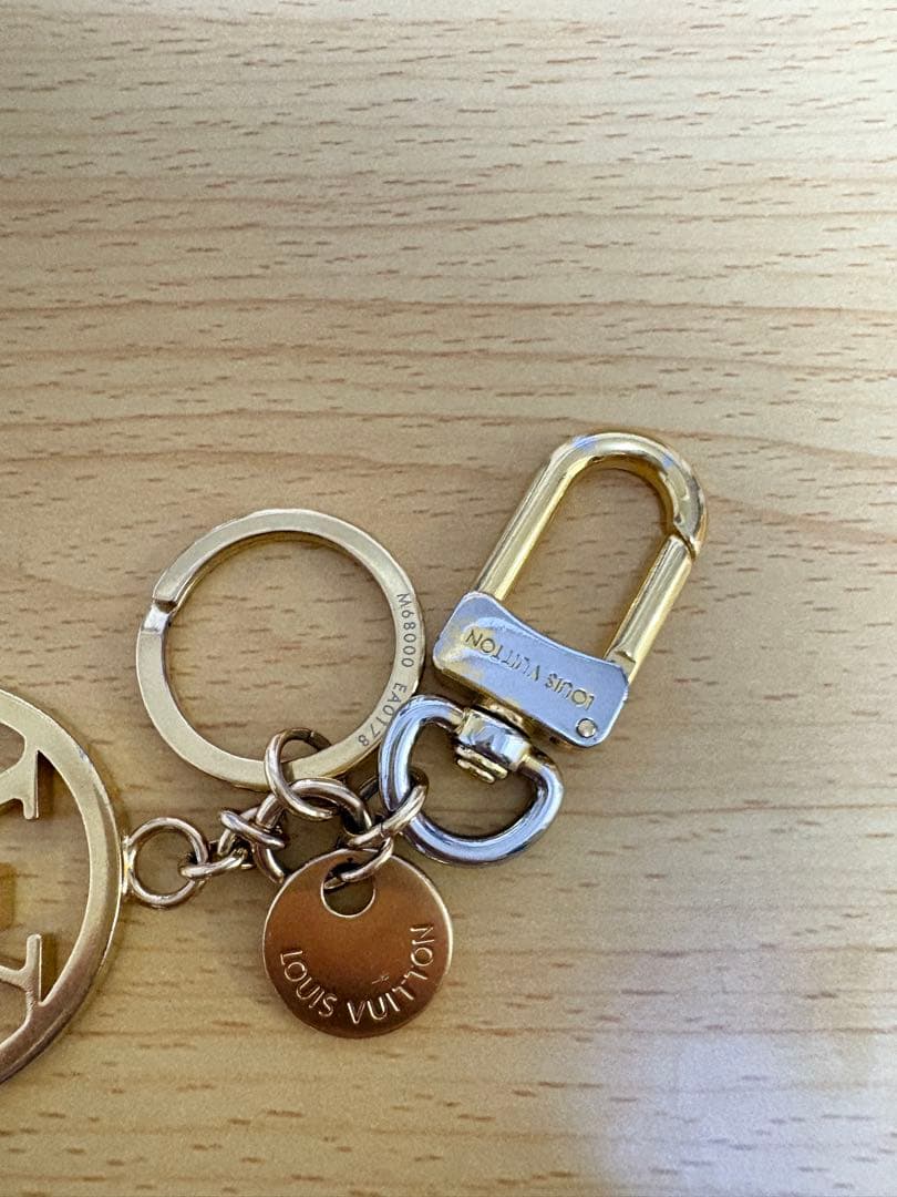 LOUIS VUITTON ルイヴィトン キーホルダー キーリング