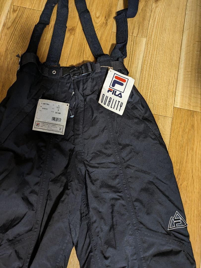 定価23,000円 未使用 タグ付き FILA スノーボードウェア 黒