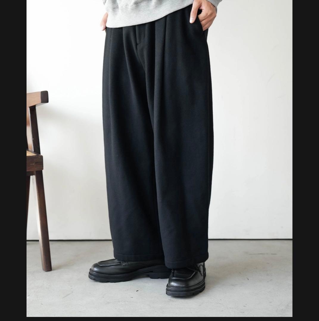 パンツ LUXURY MATERIAL WIDE CURVE TROUSERS