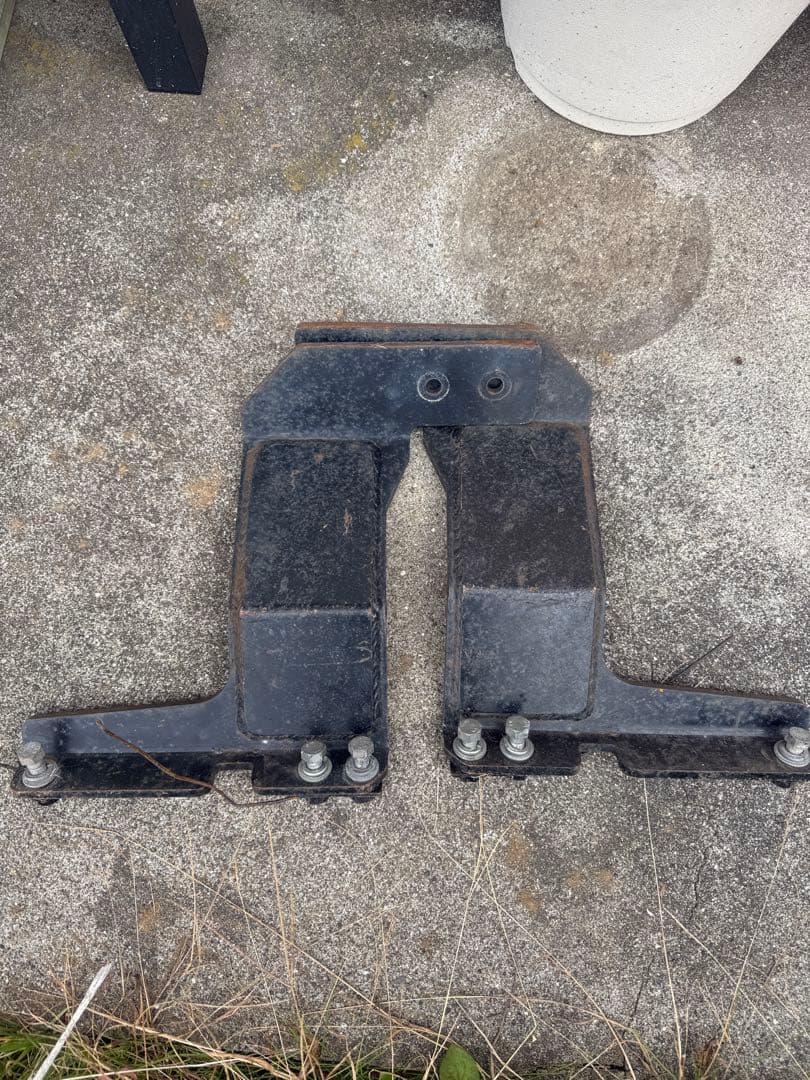 金額交渉大歓迎　30系アルファード　ヴェルファイア用　ヒッチメンバー