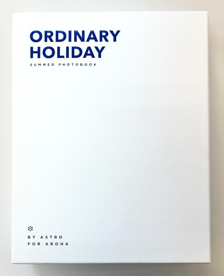 ASTRO ORDINARY HOLIDAY 写真集 日本版（G437）
