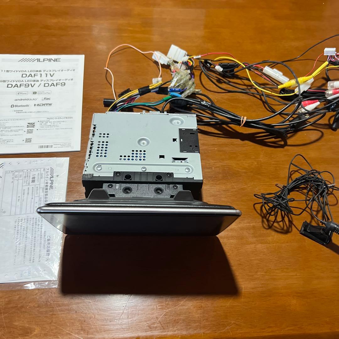 アルパイン　DAF9V ディスプレイオーディオ　フローティング