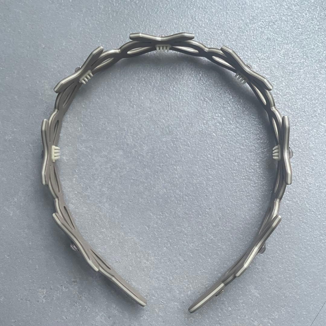 アレクサンドルドゥパリ リボン カチューシャ ベージュ