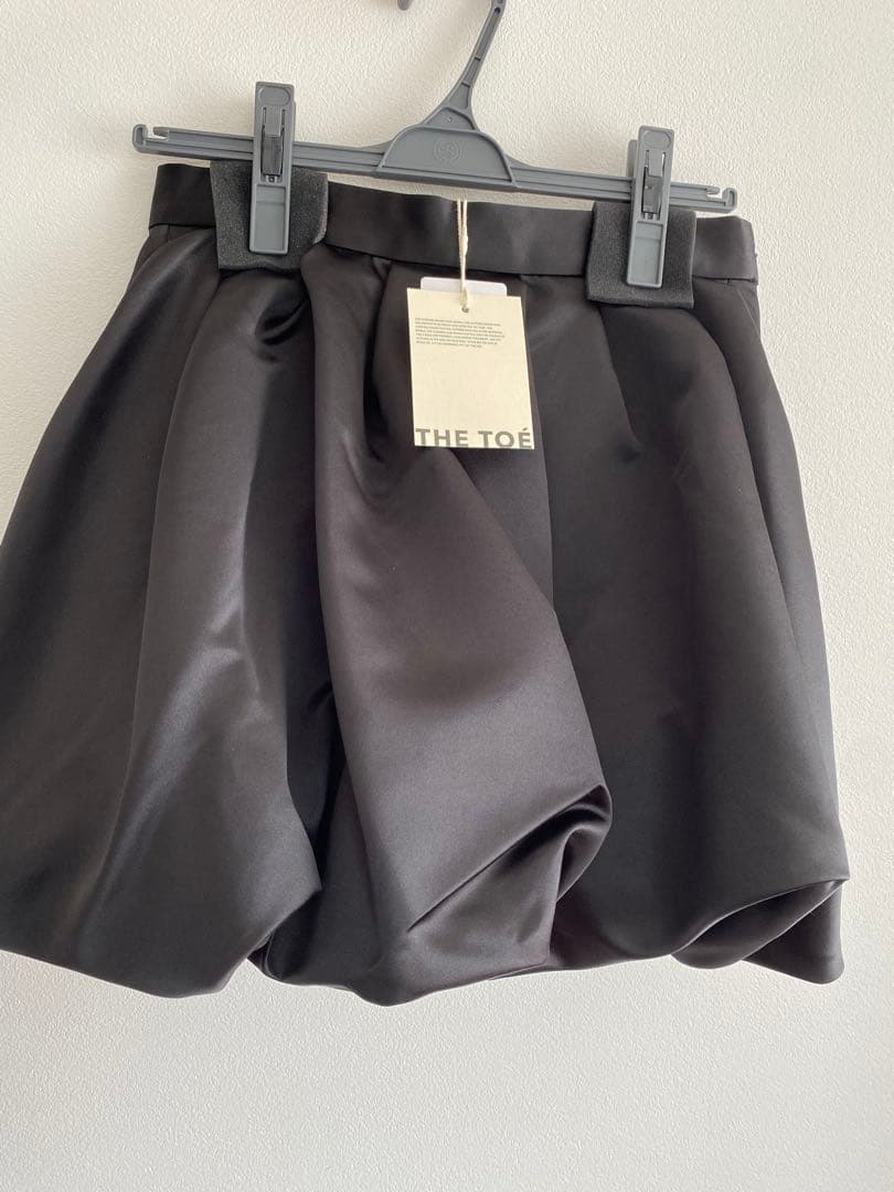 the toe venice balloon skirt ブラック