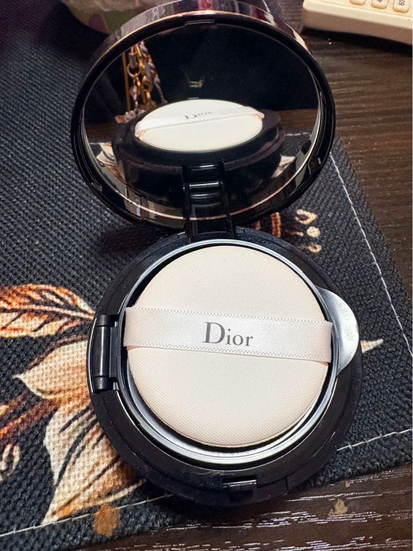 新品未使用未開封Diorクッションファンデーション