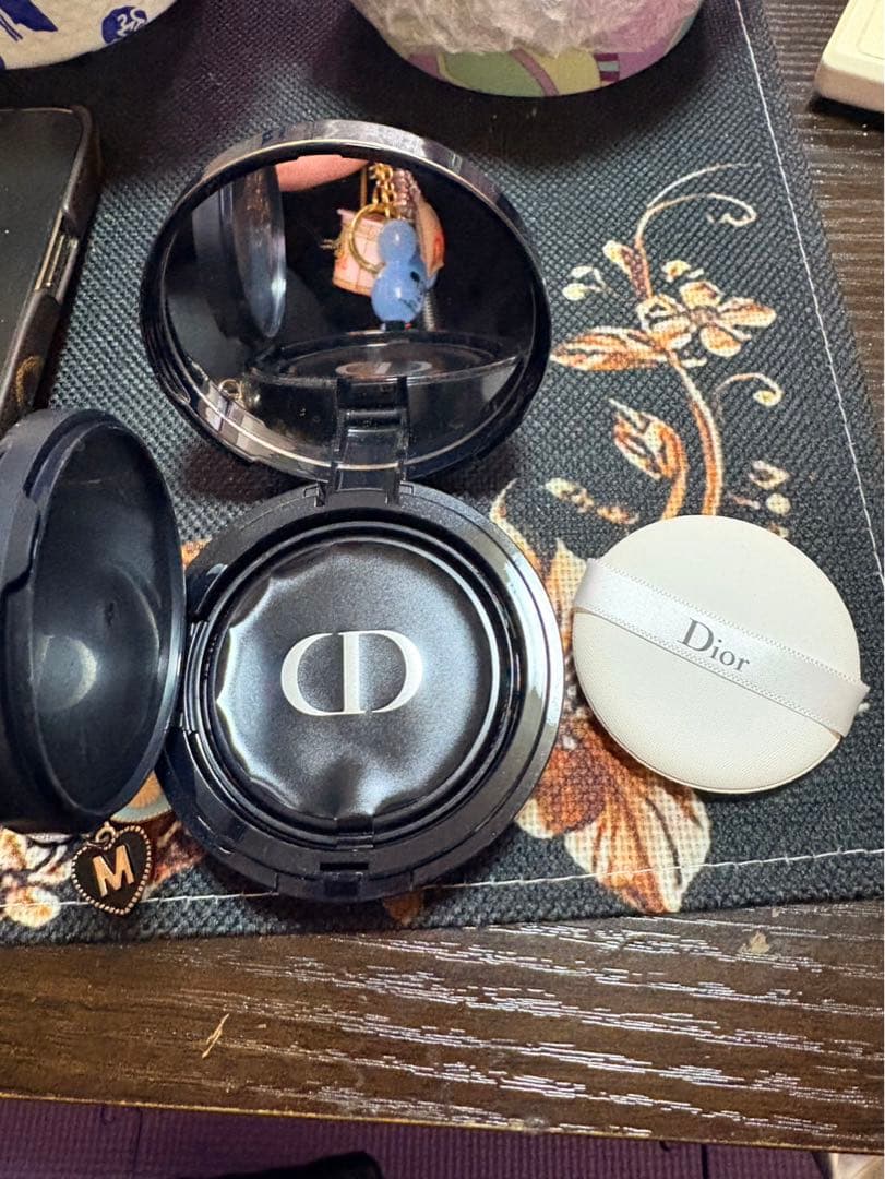 新品未使用未開封Diorクッションファンデーション