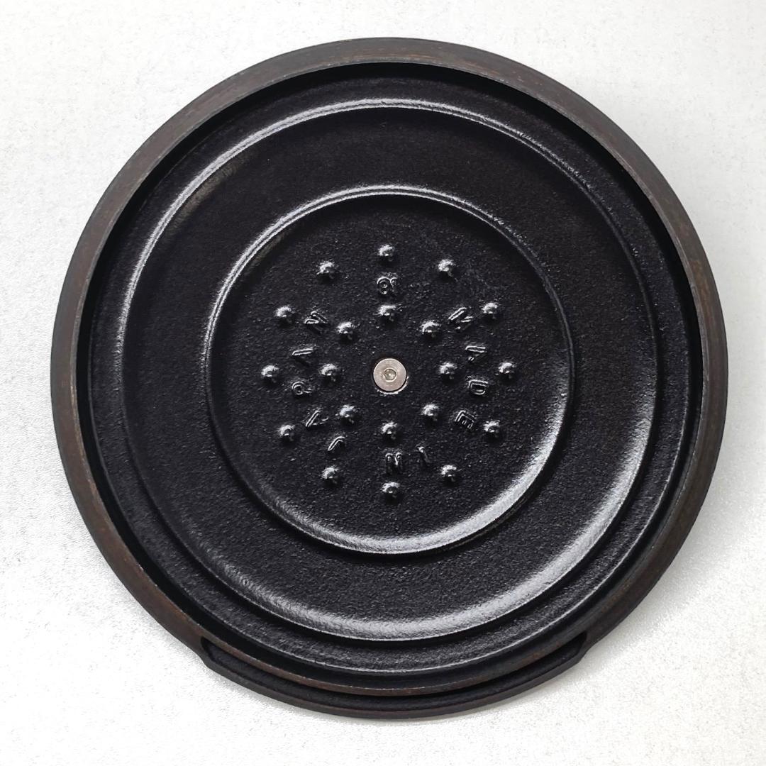 美品　VERMICULAR バーミキュラ　鋳物ホーロー鍋　オーブンポット2