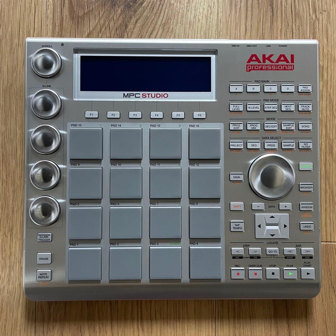 DJ機材 AKAI professional MPC STUDIO