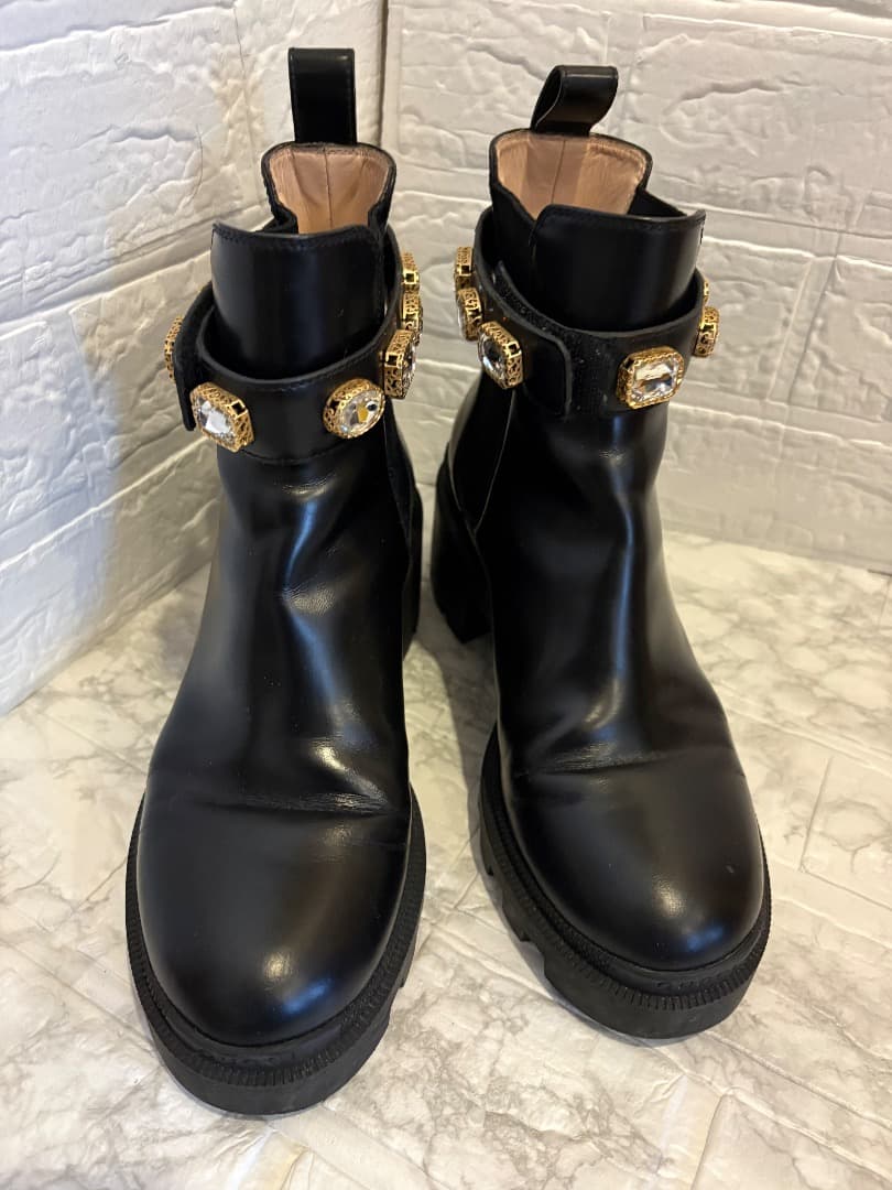 グッチ　レザーアンクルブーツ　GGマーモント　レザー　サイドゴア　ビジュー