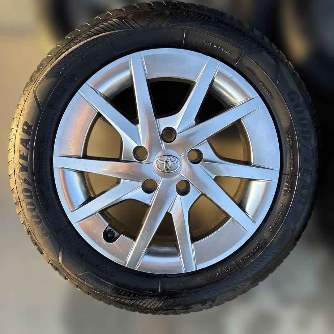 トヨタ　プリウスα純正　オールシーズンタイヤホイールセット 205/60R16