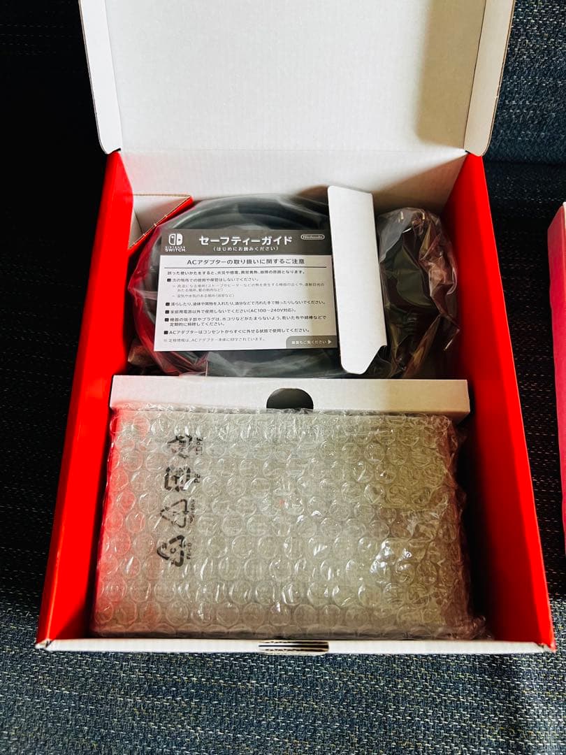 【新品未開封】Nintendo Switch 有機ELモデル ホワイトに近い商品