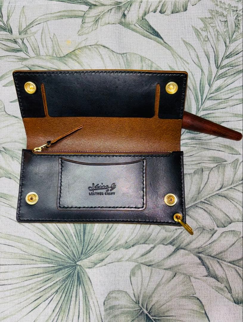 トラッカーウォレット　三層式　茶心風　高級感有り